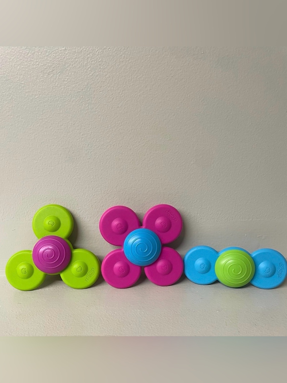 Fat Brain Toys Whirly Squigz